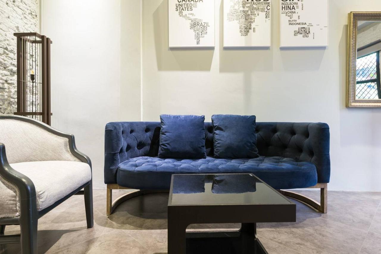 Inner Old Town 196 Chic Guesthouse - Self Check In バンコク都 エクステリア 写真